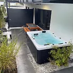 Rosmarin - Kuschelige - Romantik & Entspannung Im Whirlpool Auf Privater Terrasse, Ruhe & Hund Willkommen - By Ferienwohnenamsee - * Uberlingen