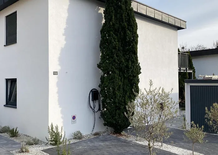 Апартаменты Rosmarin - Kuschelige - Romantik & Entspannung Im Whirlpool Auf Privater Terrasse, Ruhe & Hund Willkommen - By Ferienwohnenamsee - Иберлинген