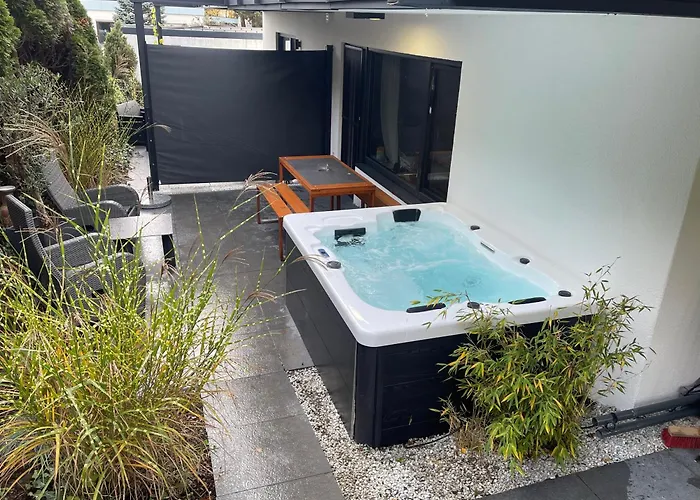 Rosmarin - Kuschelige - Romantik & Entspannung Im Whirlpool Auf Privater Terrasse, Ruhe & Hund Willkommen - By Ferienwohnenamsee - * Иберлинген